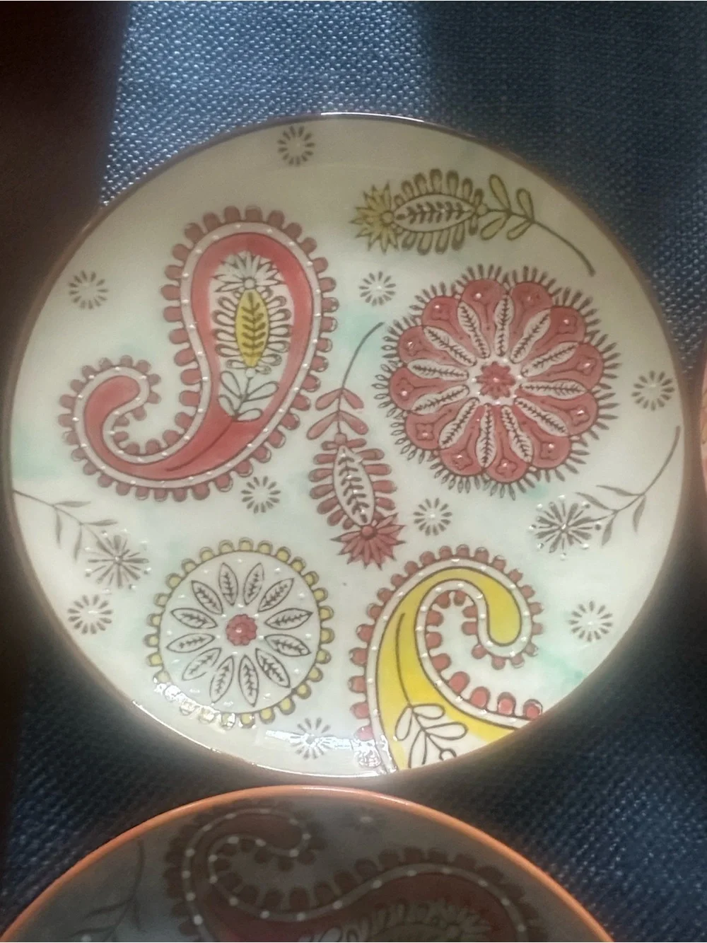 Couleur Nature Set of 4 Hand Paint Paisley Print Plates 8”